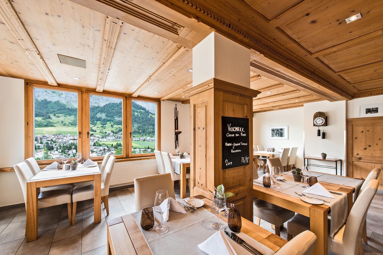 Hotel Restaurant Chesa Flims Bagian luar foto