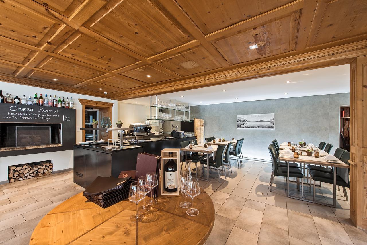 Hotel Restaurant Chesa Flims Bagian luar foto