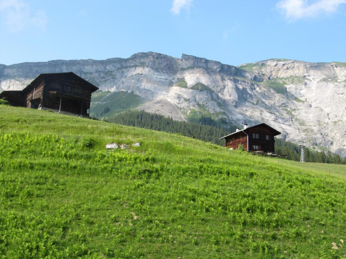 Hotel Restaurant Chesa Flims Ruang foto